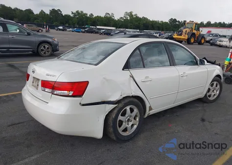 2006 Hyundai Sonata Gls z USA, uszkodzony, nr VIN KMHEU46C06A091417